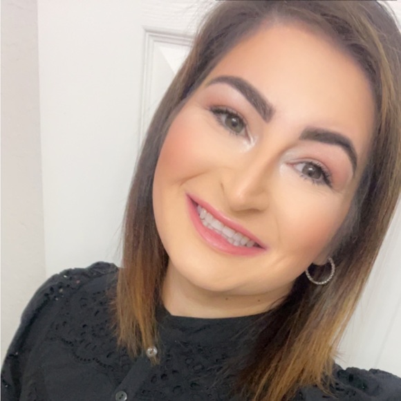 nicoleelayna88